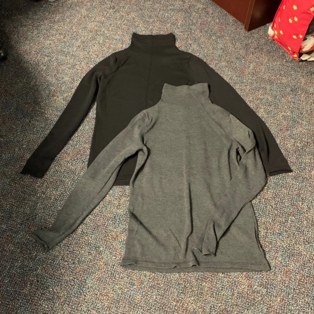 2 old navy lightweight sweaters, size medium tall
